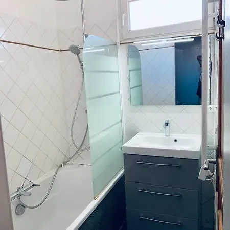Le Triplex Du Marche Rochelais_t3_70m2 Appartement *
